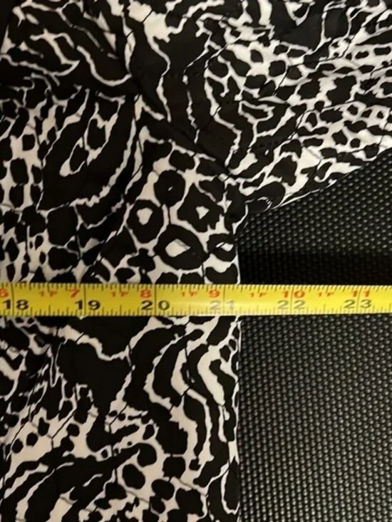 RQT Quilted Women's Zebra Zip Up Lightweight Jacket NWT Size Large - Picture 9 of 11